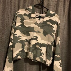 Camo 2-piece jogger set